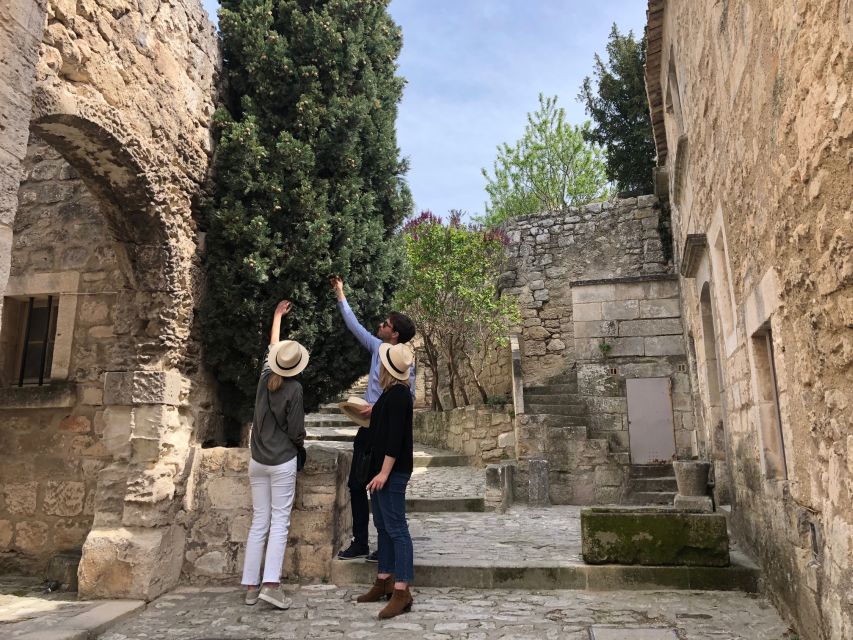 From Marseille: Provence Sightseeing Tour and Wine Tasting - The road to Les Baux-de-Provence