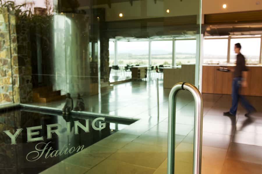 From Melbourne: Yarra Valley Wildlife & Wine Day Tour - Leaving Melbourne for the Yarra Valley