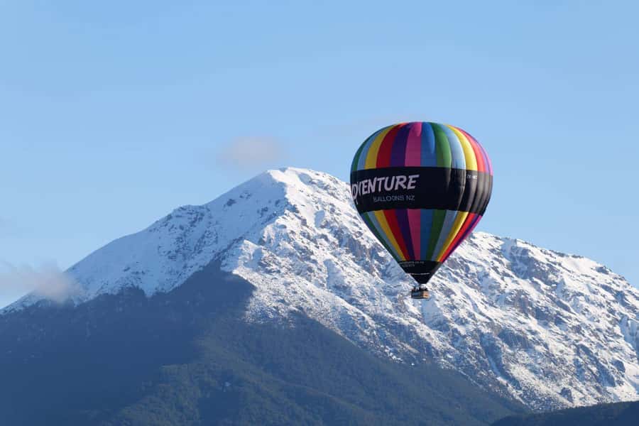 From Methven: Hot Air Balloon Flight in Canterbury with Wine - Meeting at the Main Street bus stop