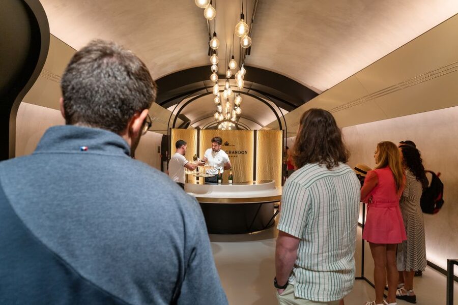 From Paris: Day Trip to Champagne with 8 Tastings & Lunch - Key points to know before booking