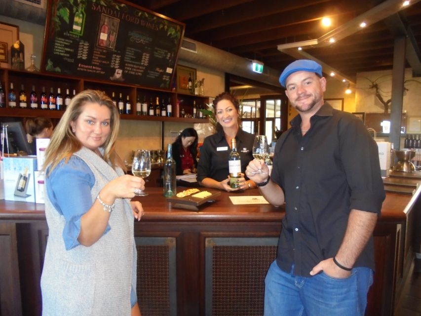 From Perth: Swan Valley Winery & Brewery Day Tour With Lunch - Lunch at Homestead Brewery