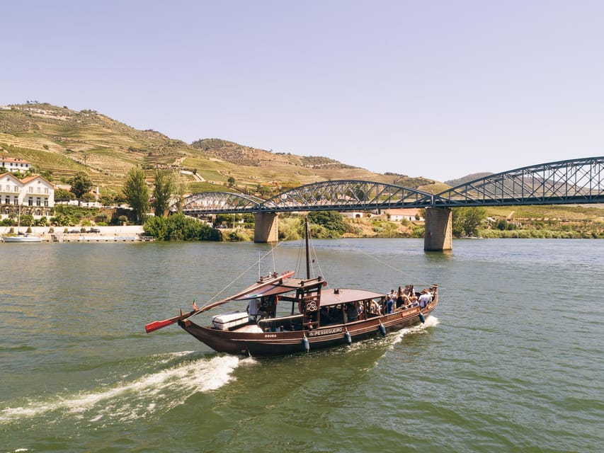From Pinhão: Douro Valley Rabelo Boat Tour with Port Wine - Finding the best seat and handling the weather