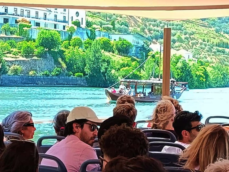 From Porto: 2 Wine Regions, Farm Lunch, and Boat Ride - Lunch among the Douro vineyards