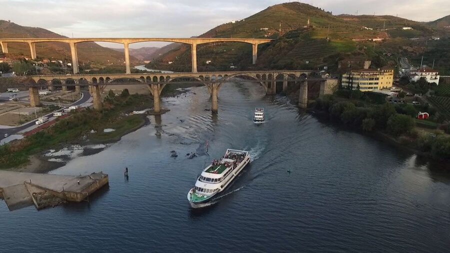 From Porto: Douro River Cruise, Winery Visit & Lunch - Starting at Cais da Estiva in Porto