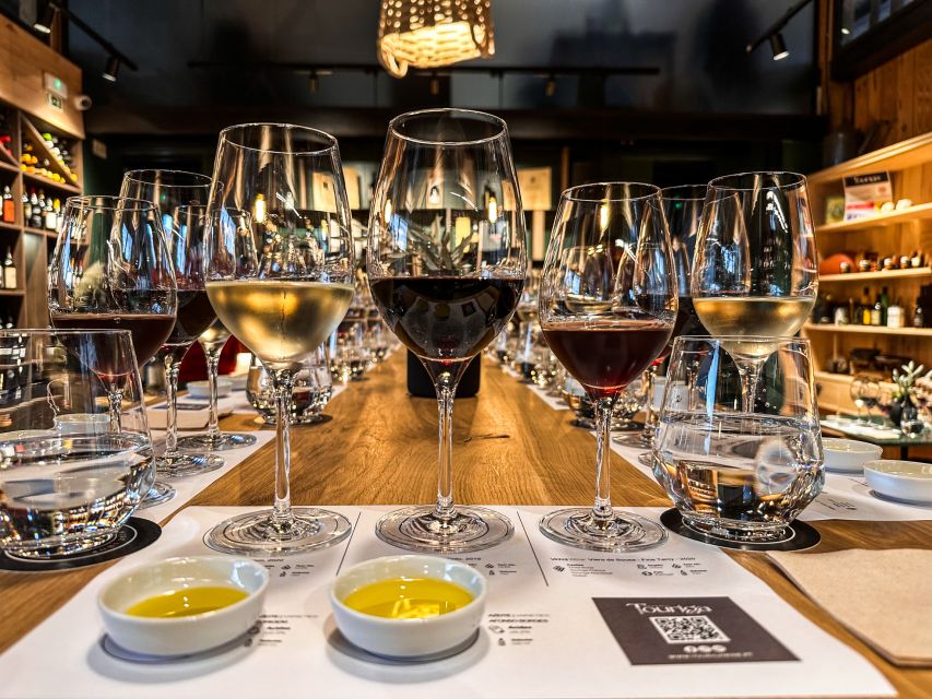 From Porto: Douro Valley w/ Boat Tour, Wine Tasting & Lunch - A long lunch with Douro wine pairing