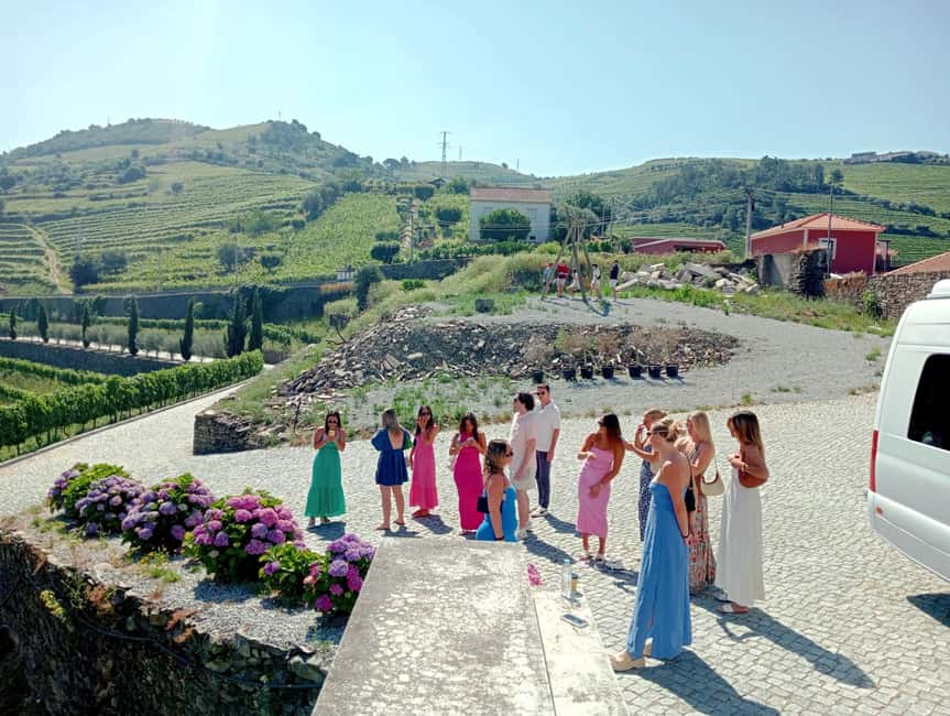 From Porto: Premium Douro Valley 4 Vineyards Tour with Lunch - The final vineyard and a scenic finish