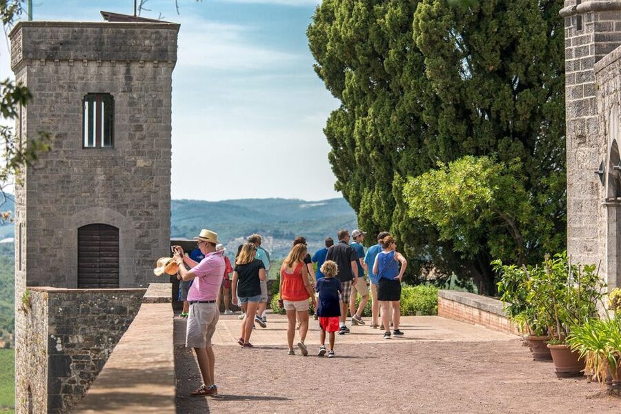 From Rome: Bagnoregio & Orvieto Day Trip with Wines & Lunch - What the $93 price really covers