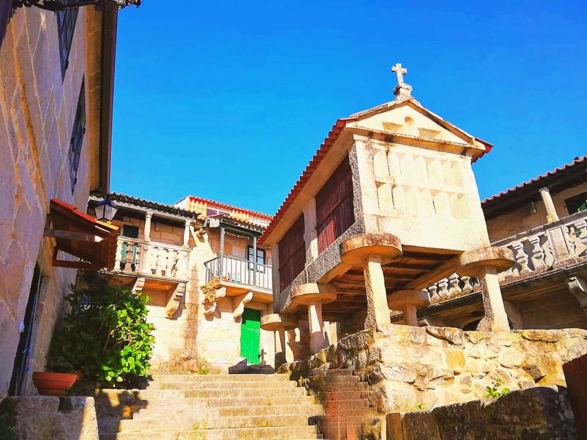 From Santiago: Rías Baixas Galicia Seafood & Wine Day Tour - O Grove gives you time to choose lunch