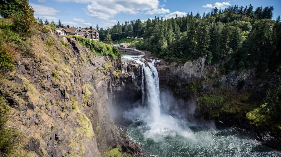 From Seattle: Snoqualmie Falls & Woodinville Wine Tasting - Who will enjoy this day trip?