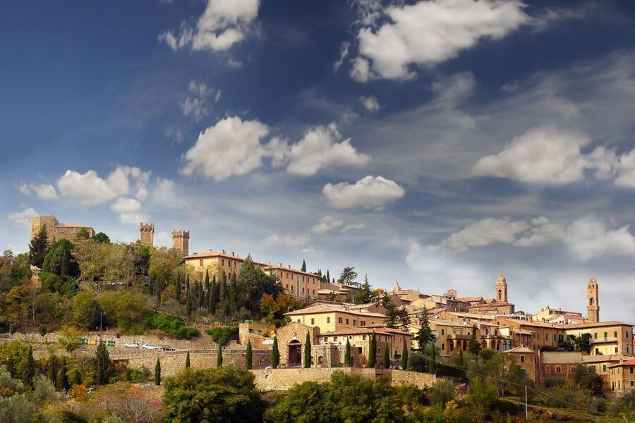 From Siena: Brunello di Montalcino Guided Wine Tour W/ Lunch - A family-run Tuscan lunch with wine