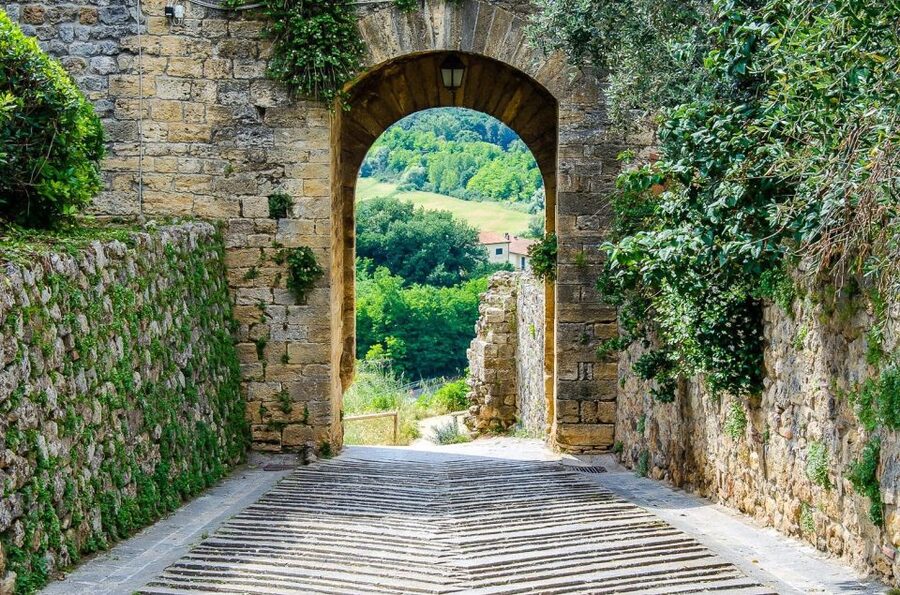 From Siena: Day Tour in a Vintage Fiat 500 with Winery - Guides make a real difference