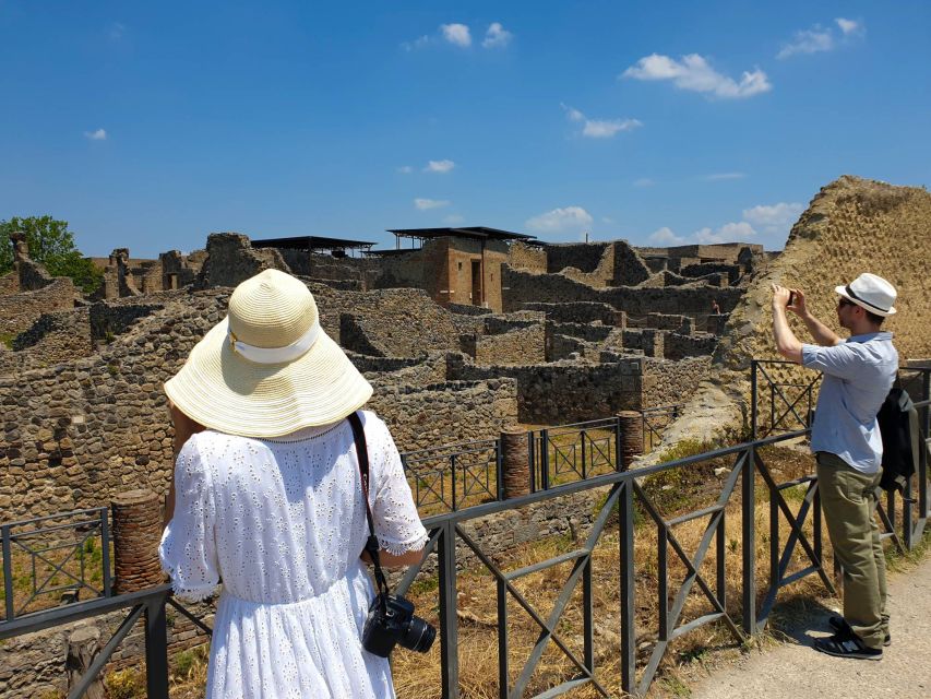 From Sorrento: Pompeii & Mt. Vesuvius Tour with Lunch & Wine - Key points at a glance