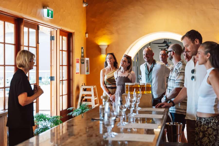 From Sydney: Full-Day Hunter Valley Wine Tour & Lunch - Second cellar door: chocolate and wine