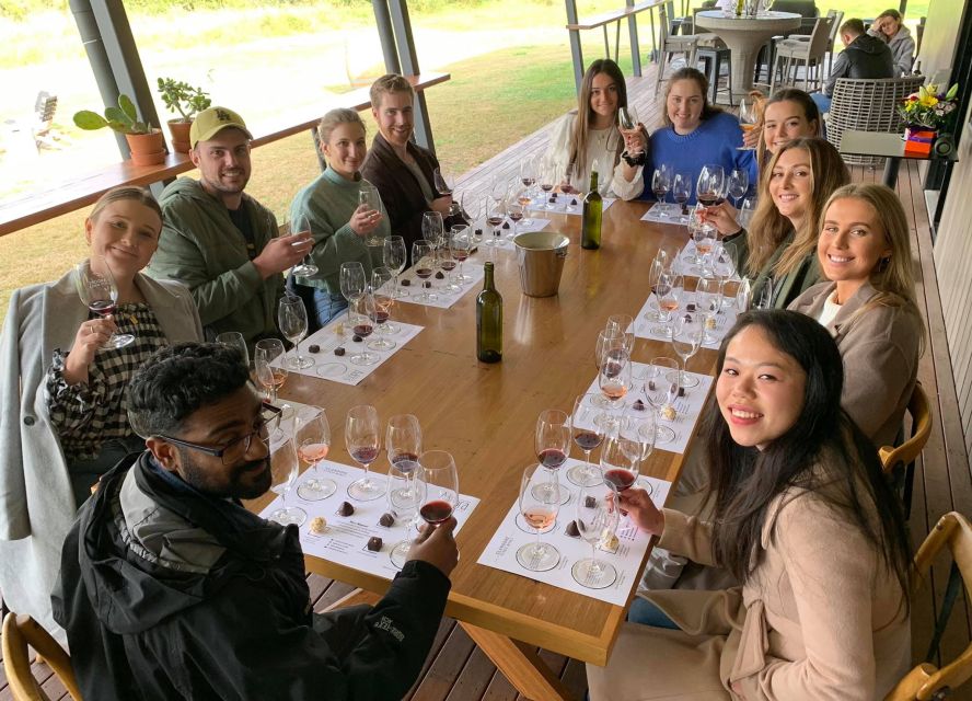 From Sydney: Hunter Valley Wine, Gin & Food Tastings Tour - A relaxed lunch with wine, beer, or cider