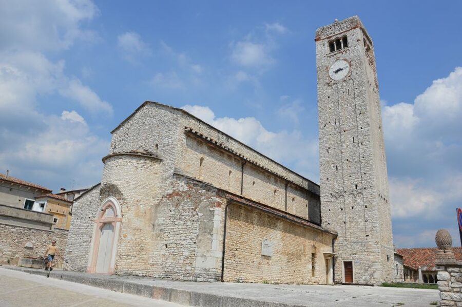 From Verona: Amarone Half-Day Wine Tasting Tour - Inside a small Amarone winery