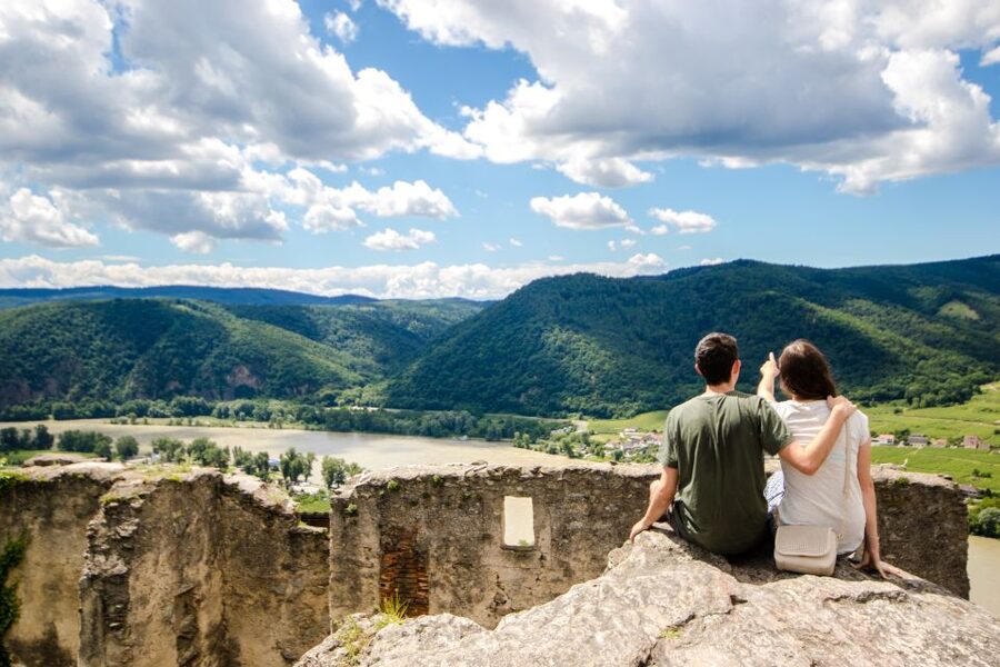 From Vienna: Wachau Valley Day Tour with Wine Tasting - Who should book this Wachau day trip?