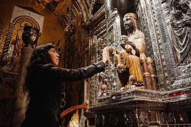 Full-Day Trip Barcelona to Montserrat Monastery & Cava Winery - Meeting the Group at 7:50 a.m.