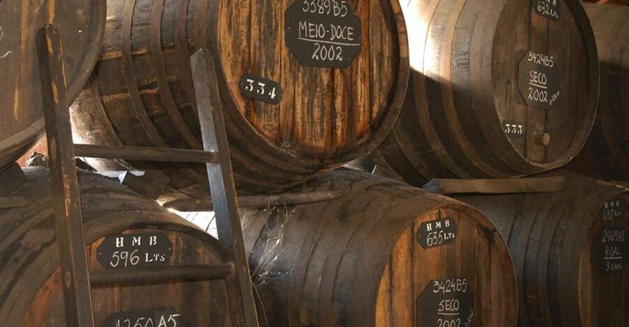 Funchal: H.M. Borges Winery Guided Tour with Wine Tasting - H.M. Borges brings Madeira wine into the heart of Funchal