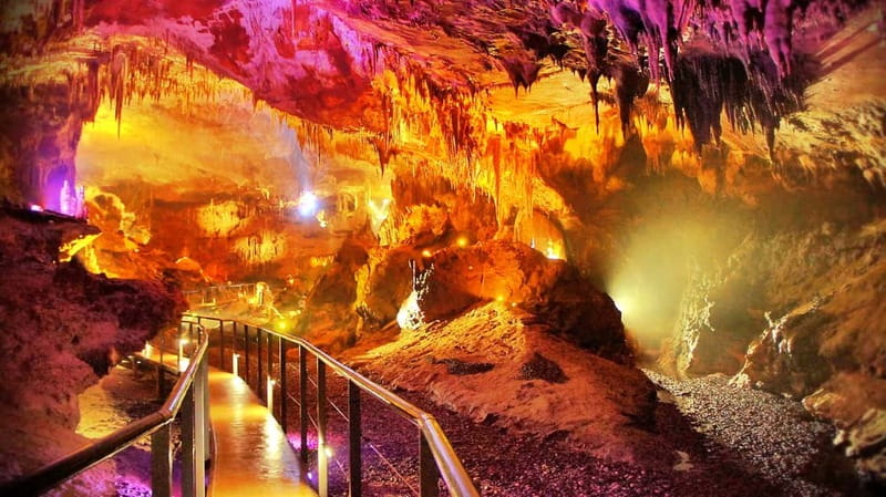 Gelati Momastery, Prometheus Cave, Sanatoriums and winetour - Gelati, Bagrati, or Mostameta