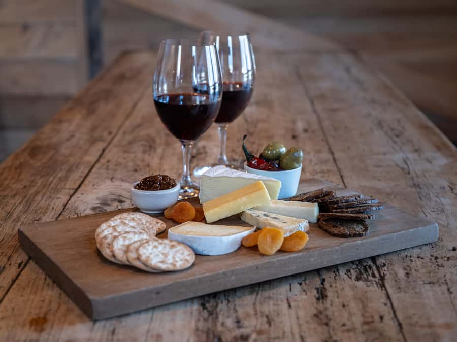 Gourmet Food and Wine Tour with Lunch and Wine Tastings - Key things to know