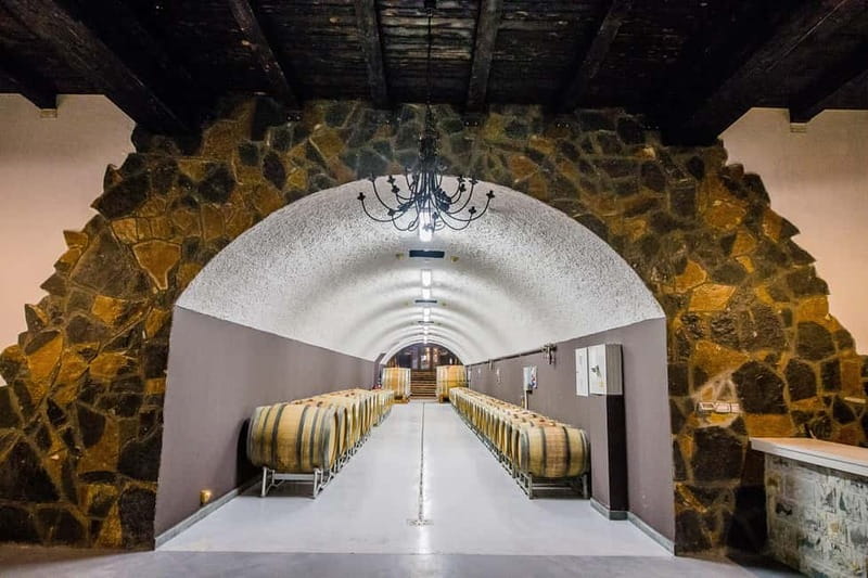 Građani: Winery Tour and Tasting at Winery Lipovac - Reaching Lipovac Winery near Skadar Lake
