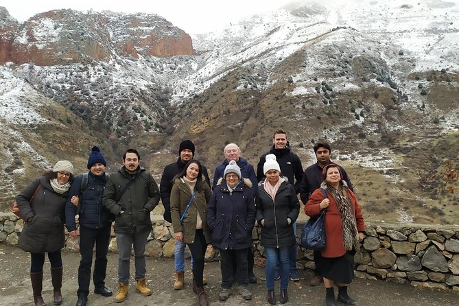 Group tour: Khor Virap, Noravank, Areni Winery and Cave - Transport, seating, and the large-group trade-off
