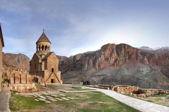 Group tour: Khor Virap, Noravank, Areni Winery and Cave - Khor Virap and the view of Mount Ararat