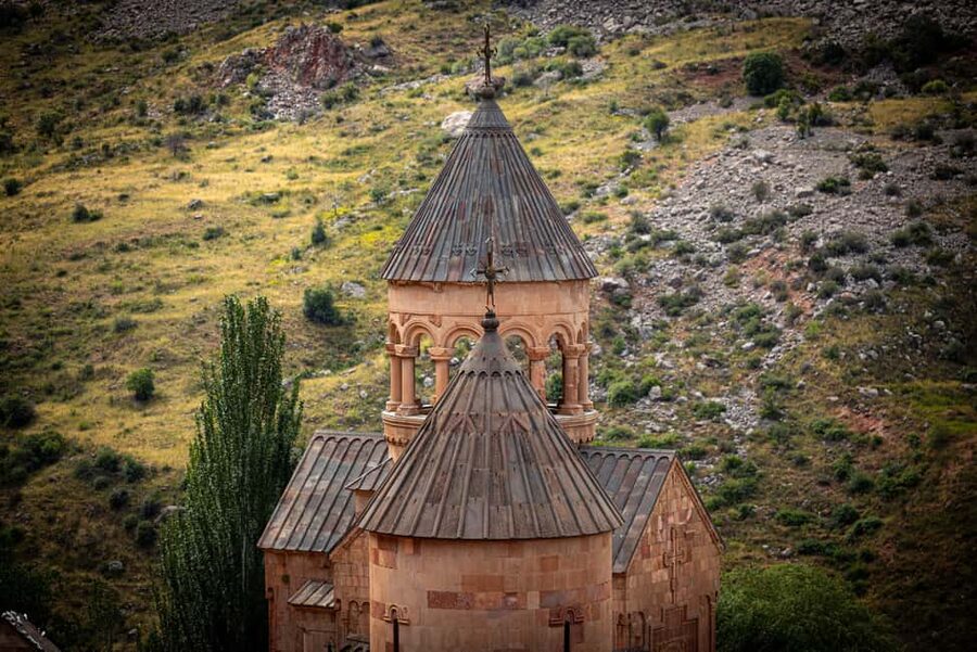 Group tour: Khor Virap, Noravank, Jermuk, Areni wine tasting - Who should book this tour