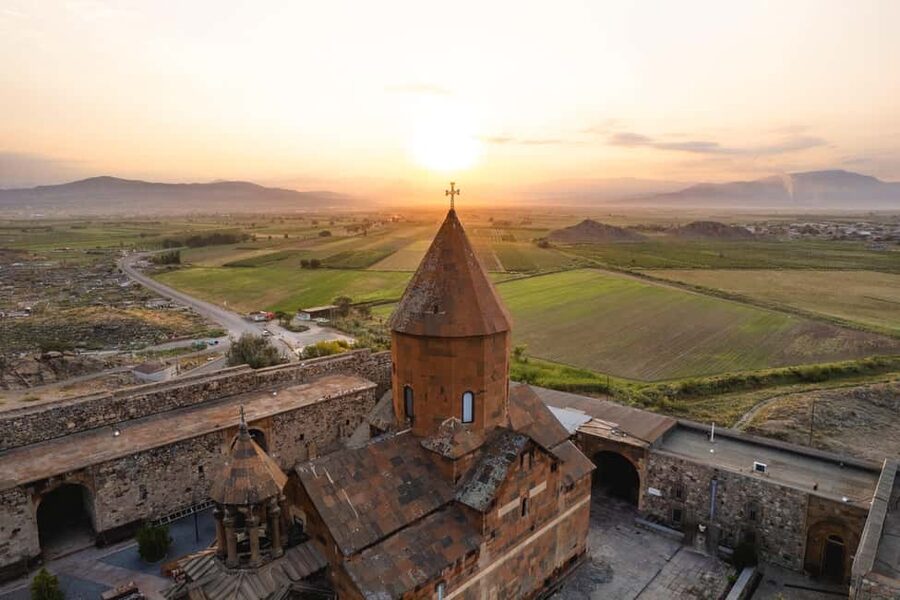 Group tour: Khor Virap, Noravank, Jermuk, Areni wine tasting - Khor Virap and Armenia’s Christian beginning