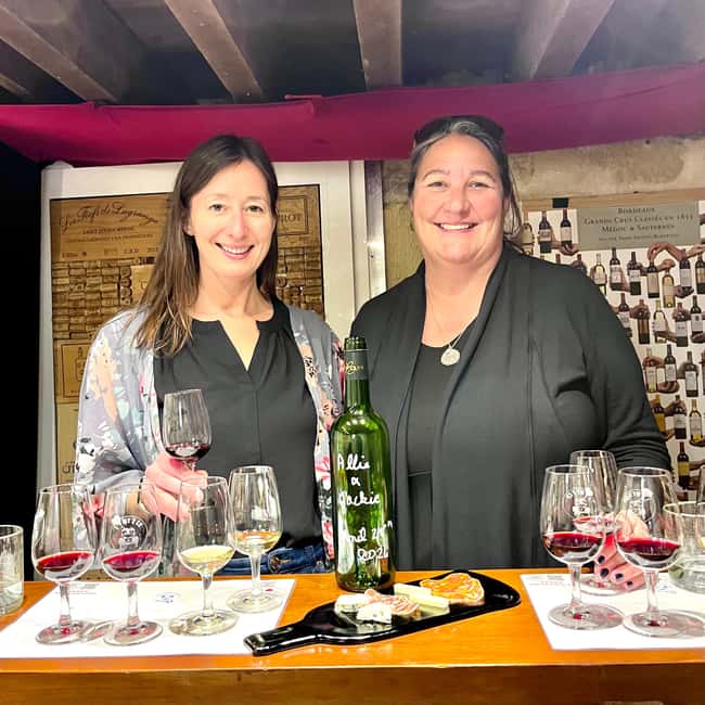 Guided Bordeaux Wine Tasting Class with 6 Wines and pairings - Guides who teach instead of reciting