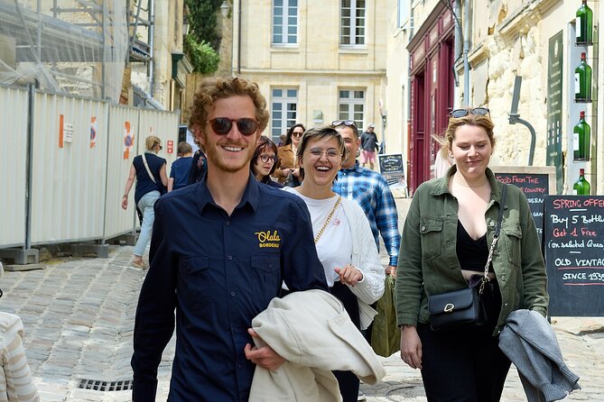Half day tour Saint-Emilion : Village & Château with wine tasting - The ride from Bordeaux through the vineyards