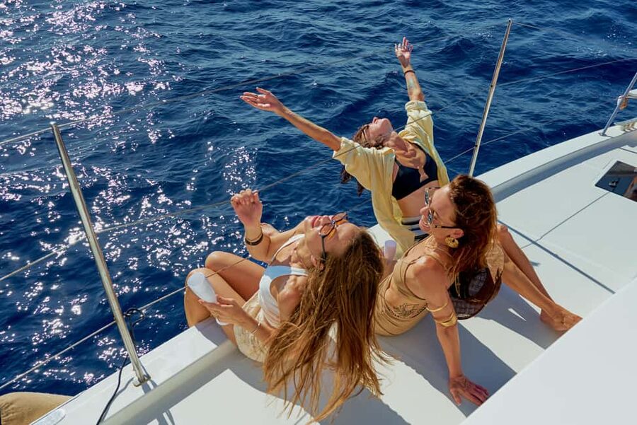Heraklion: Dia Island Romantic Sunset Cruise with Wine - Is $86 a fair price?