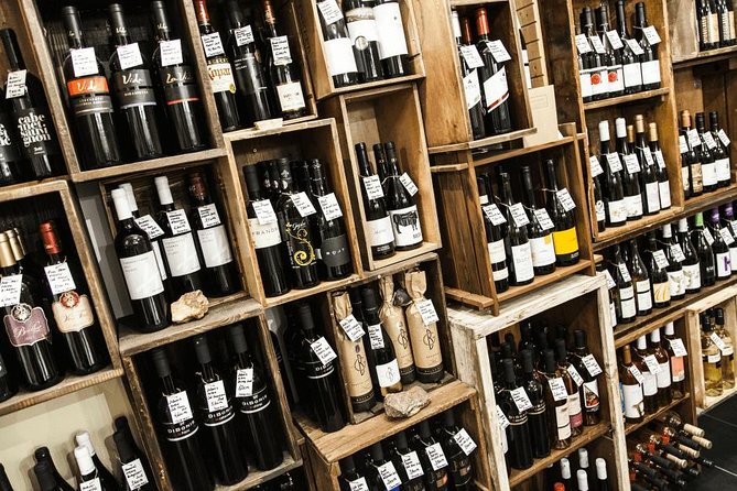 Hungarian Wine Tasting (with Cheese and Charcuterie) in Budapest - The sommelier makes the difference