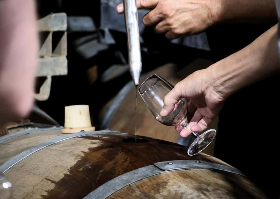 Hunter Valley: Wine, Chocolate and Lunch All Inclusive Tour - What is included for $130