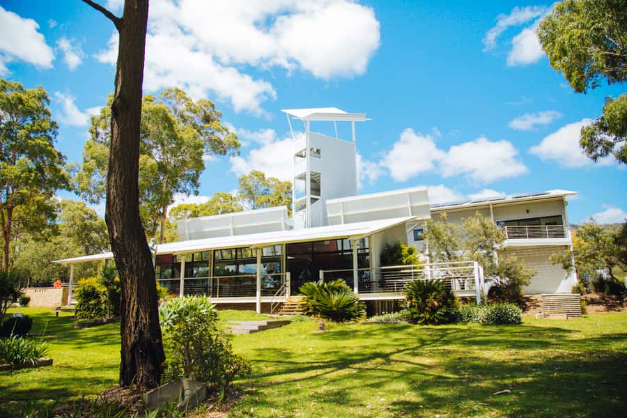 Hunter Valley: Wine, Spirits, and Cheese Tour with Lunch - The ride between stops