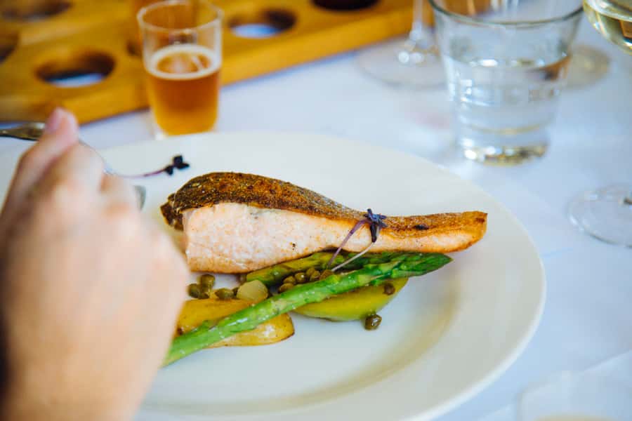 Hunter Valley: Wine, Spirits, and Cheese Tour with Lunch - The behind-the-scenes production visit