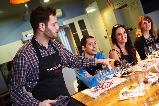 Interactive Paella & Market: Bottomless Wine & Rambla Views - Starting at Barcelona Cooking on La Rambla