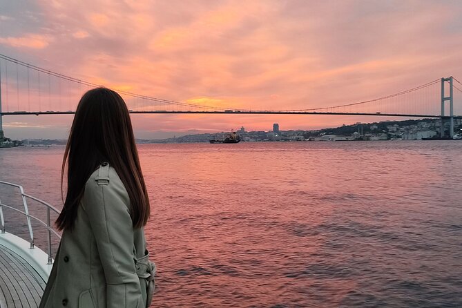 Istanbul Bosphorus Sunset Cruise with Wine on a Luxury Yacht - The Asian shore: quiet water and Ottoman residences