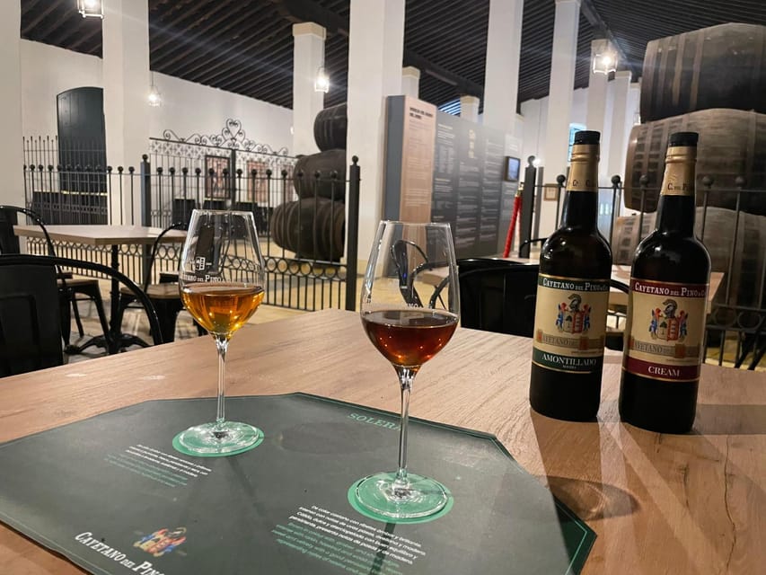 Jerez: Guided Winery Tour with Wine Tasting - Inside Cayetano del Pino in Jerez