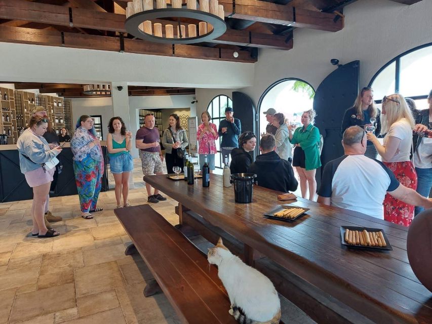 Kefalonia: Wine Tasting, Melissani, Drogarati & Fiscardo - Fiscardo: lunch and a little independence