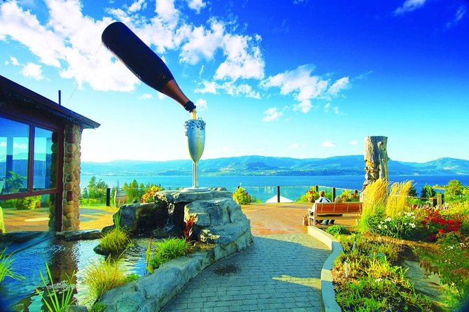 Kelowna or West Kelowna Afternoon Sightseeing Wine Tour - Four useful things to know before booking
