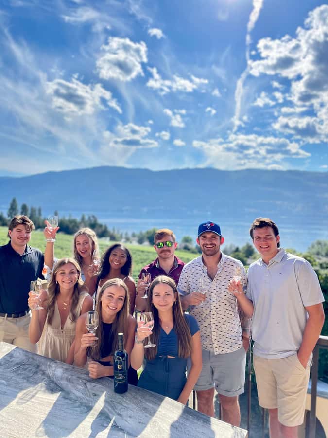 Kelowna: West Kelowna Half Day Guided Wine Tour - The vehicle and pickup details