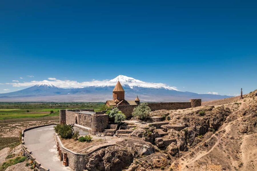 Khor Virap, Noravank and Birds' Cave Trip with Wine Tasting - Why this makes a strong Yerevan day trip