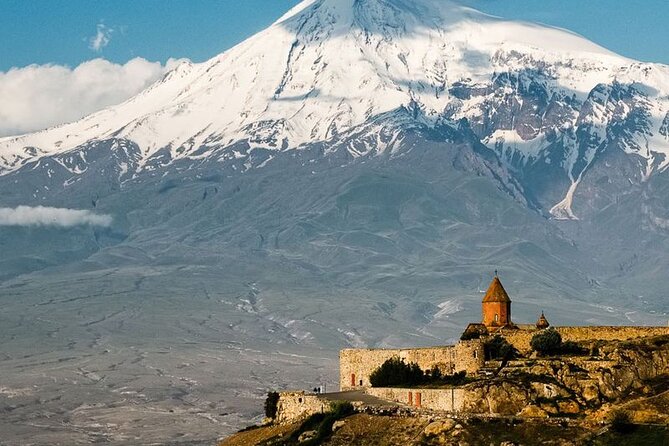 Khor Virap, Noravank & Birds' Cave Day Trip with Wine Tasting - Khor Virap and the clearest chance to see Mount Ararat