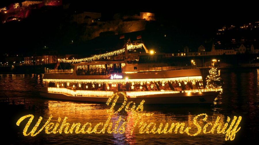 Koblenz: Christmas Boat Tour with Mulled Wine - Ehrenbreitstein Fortress above the Rhine