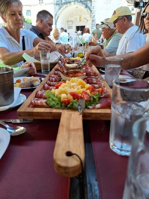 Kotor: Private Walking Tour with Wine and Food Tasting - The open market and first tastes