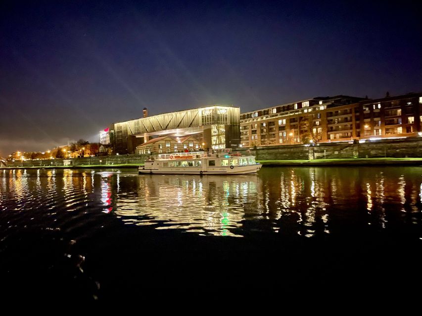Krakow: Evening Cruise with a Glass of Wine - Key points to know before boarding