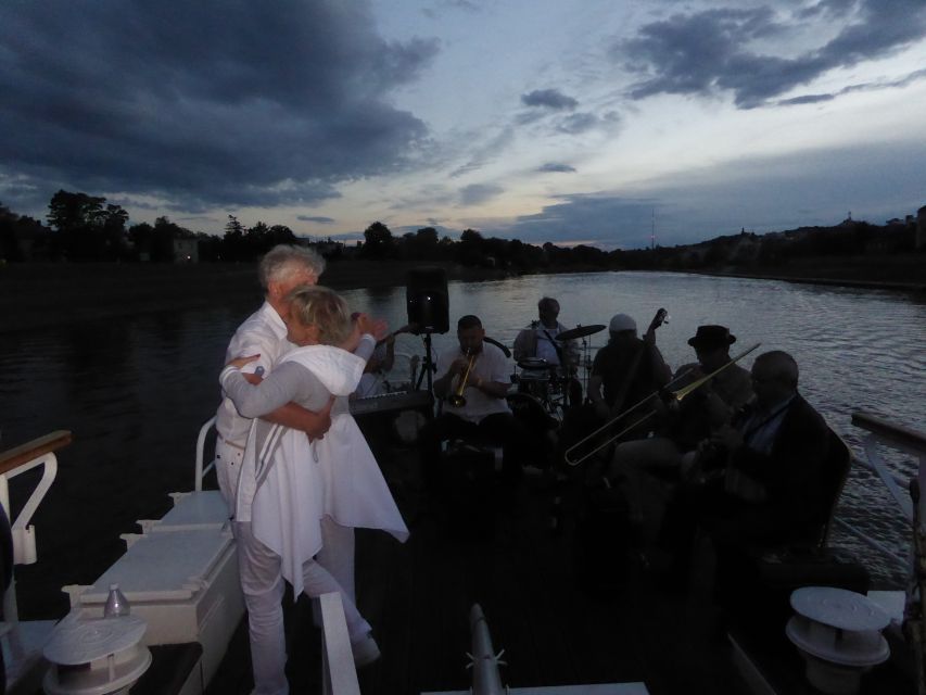 Krakow: Evening Cruise with a Glass of Wine - Church on the Rock, Kazimierz, and the old riverfront