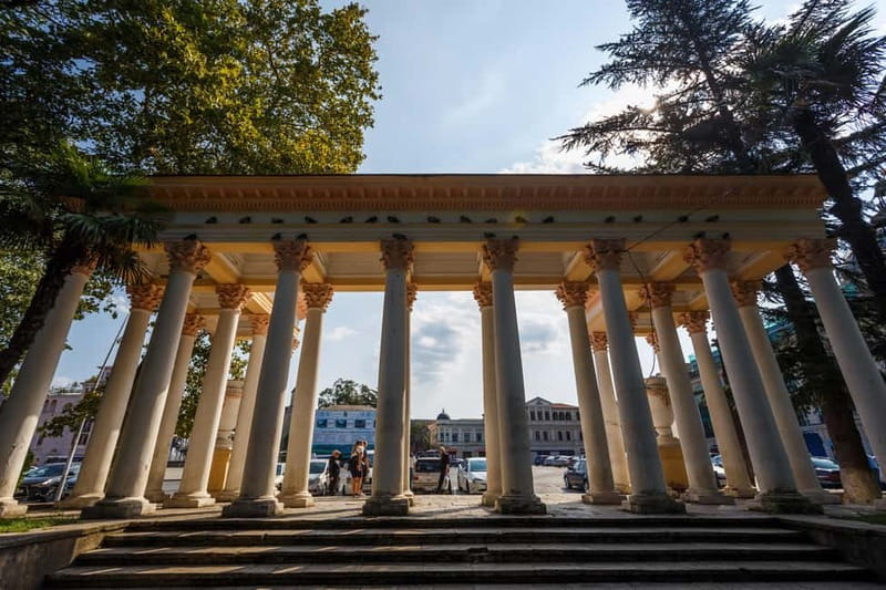 Kutaisi walking tour with A GLASS OF FINE WINE - Key points at a glance