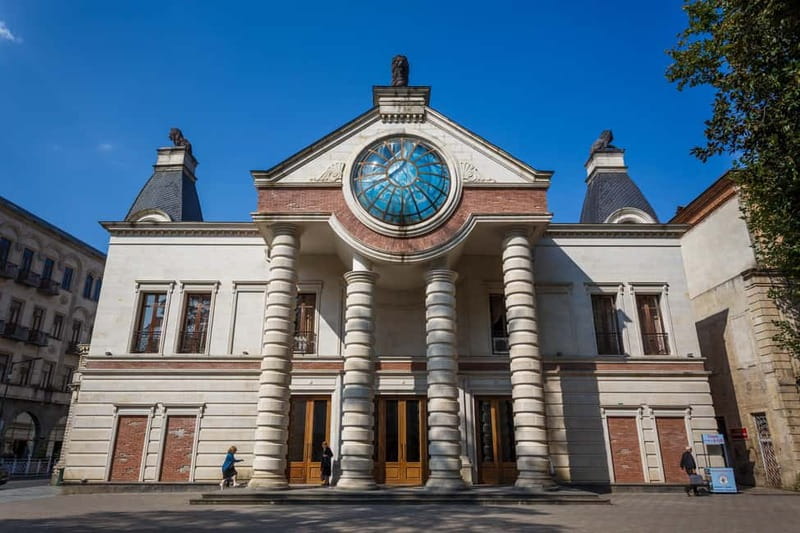 Kutaisi walking tour with A GLASS OF FINE WINE - City Hall, the Opera House, and Mon Plasir arch